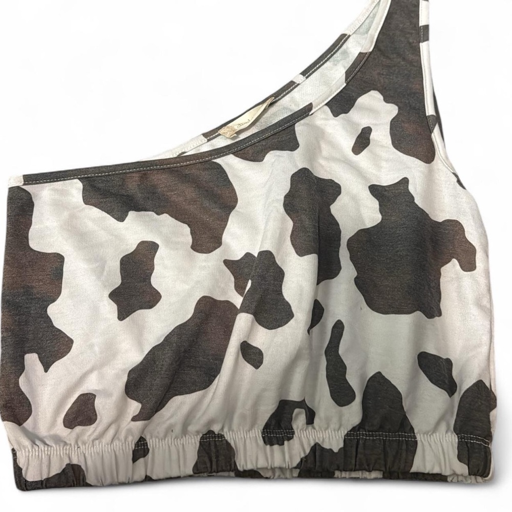 Altar'd State Black and White One-Shoulder Crop Top